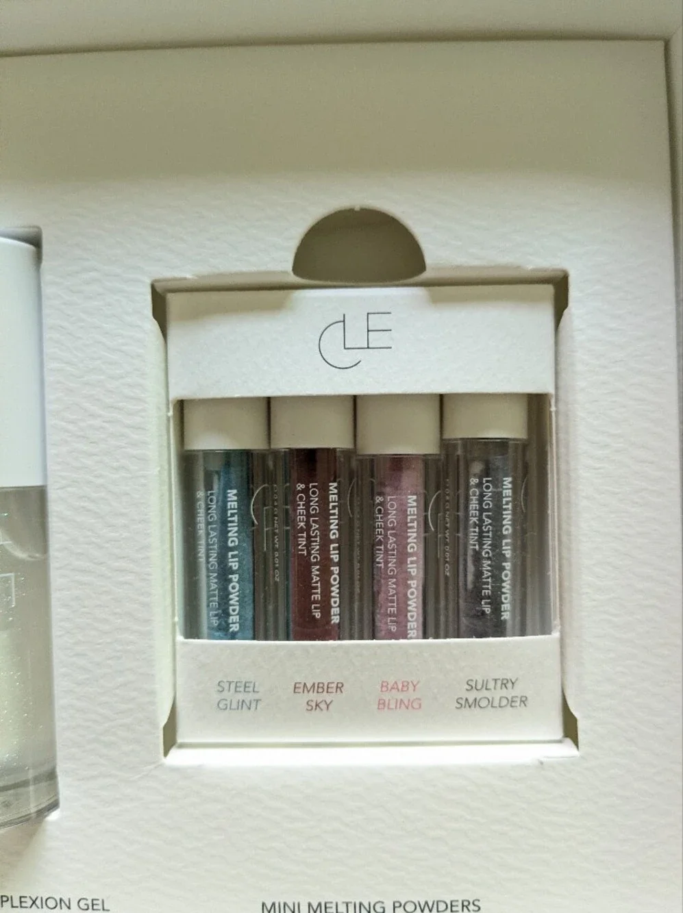 CLE Cosmetics Color & Shine Set - Picture 3 of 9
